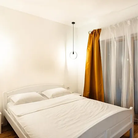 Scrind 11 - Madleine Domek alpejski