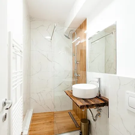 Scrind 11 - Madleine Domek alpejski