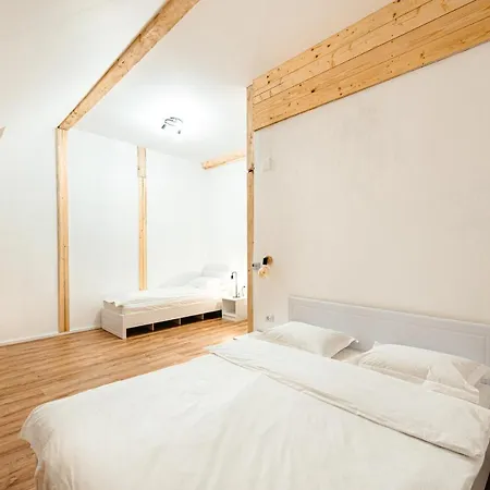 Scrind 11 - Madleine *