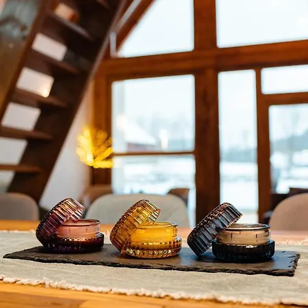 Scrind 11 - Madleine 木屋 *