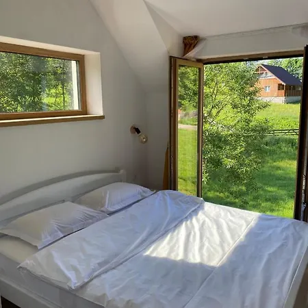 木屋 Scrind 11 - Madleine 克卢日-纳波卡