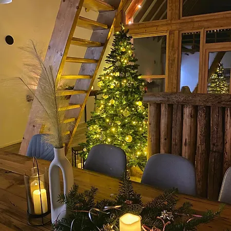 Scrind 11 - Madleine 木屋 *