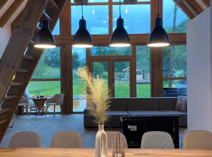 Scrind 11 - Madleine Kluż-Napoka