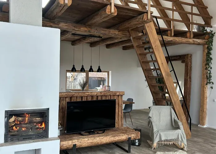 Scrind 11 - Madleine Chalet